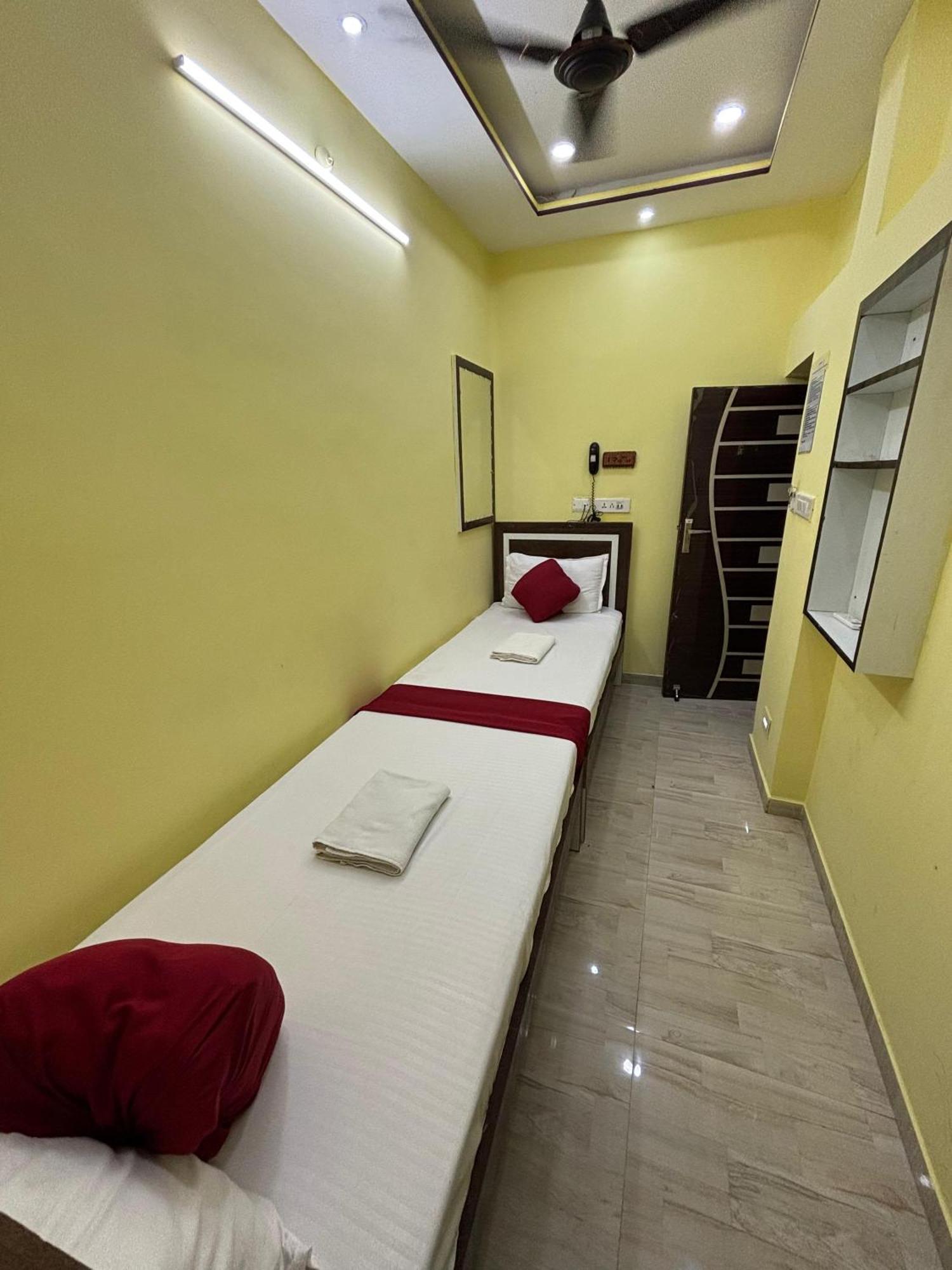 Hotel O Marquis Guest House Calcutta Exteriör bild