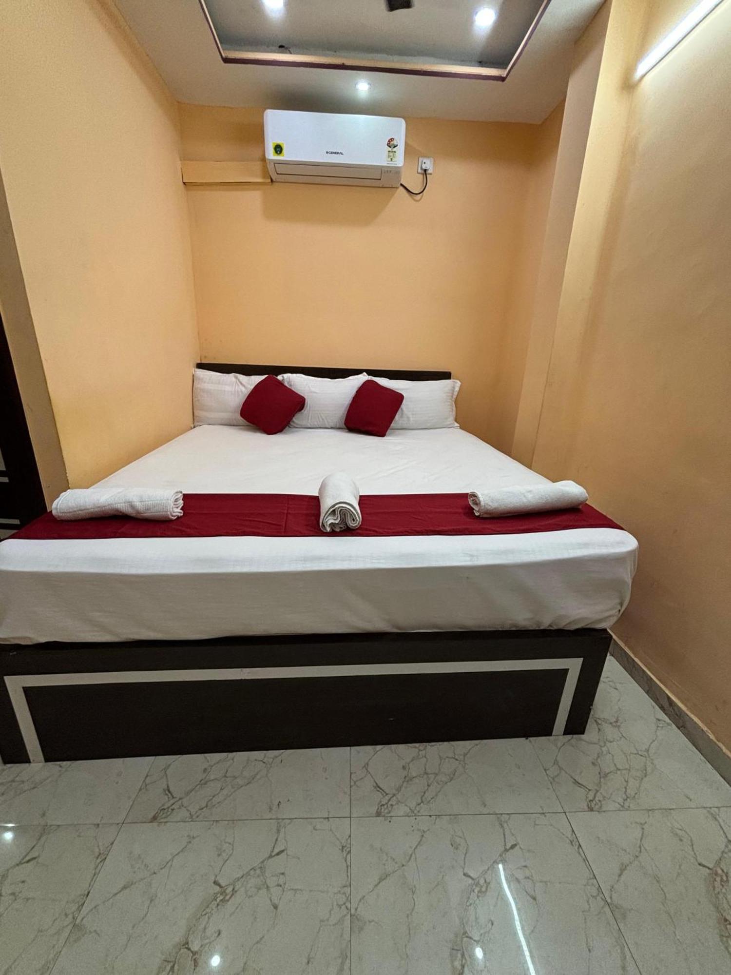Hotel O Marquis Guest House Calcutta Exteriör bild