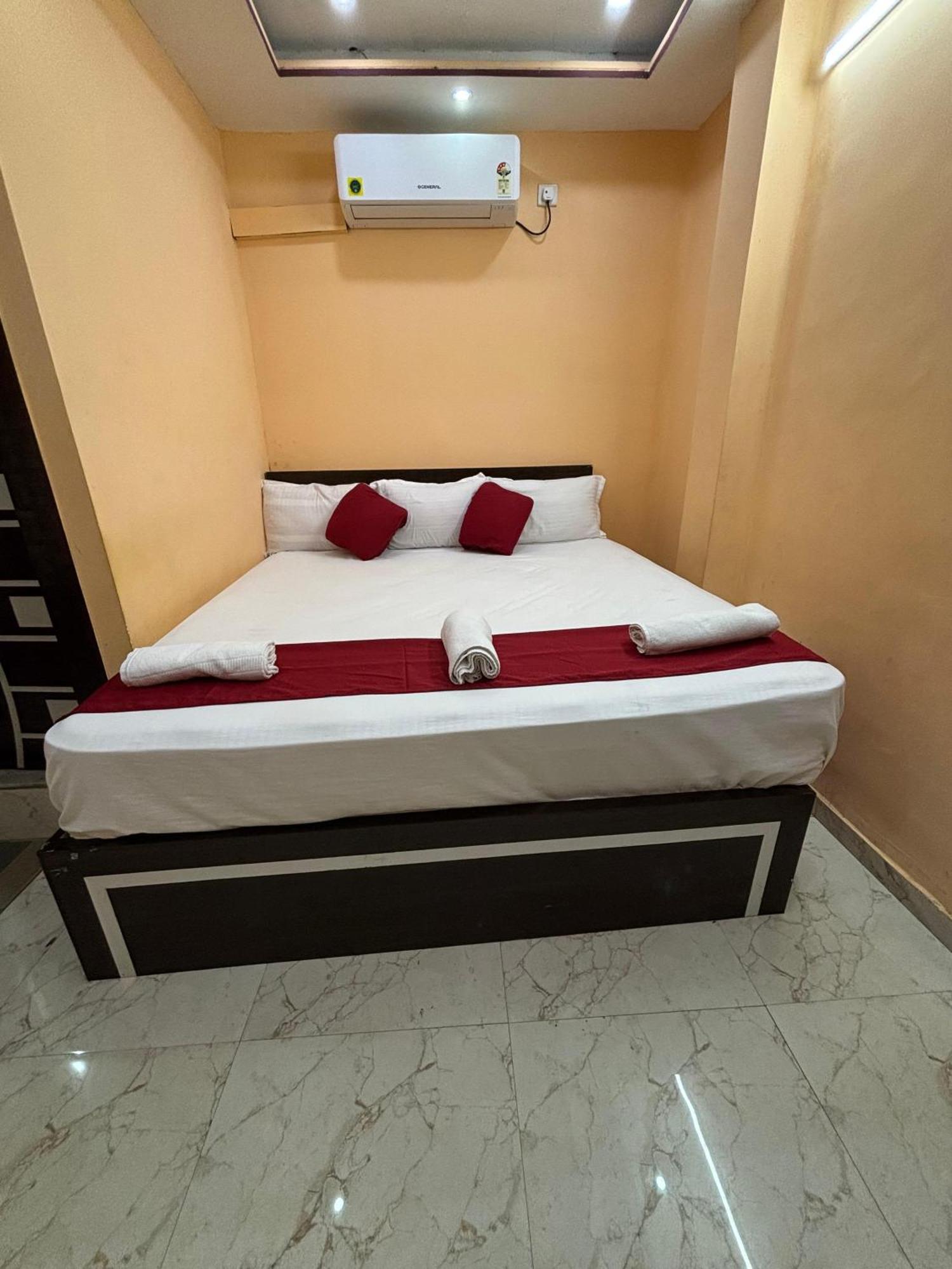 Hotel O Marquis Guest House Calcutta Exteriör bild