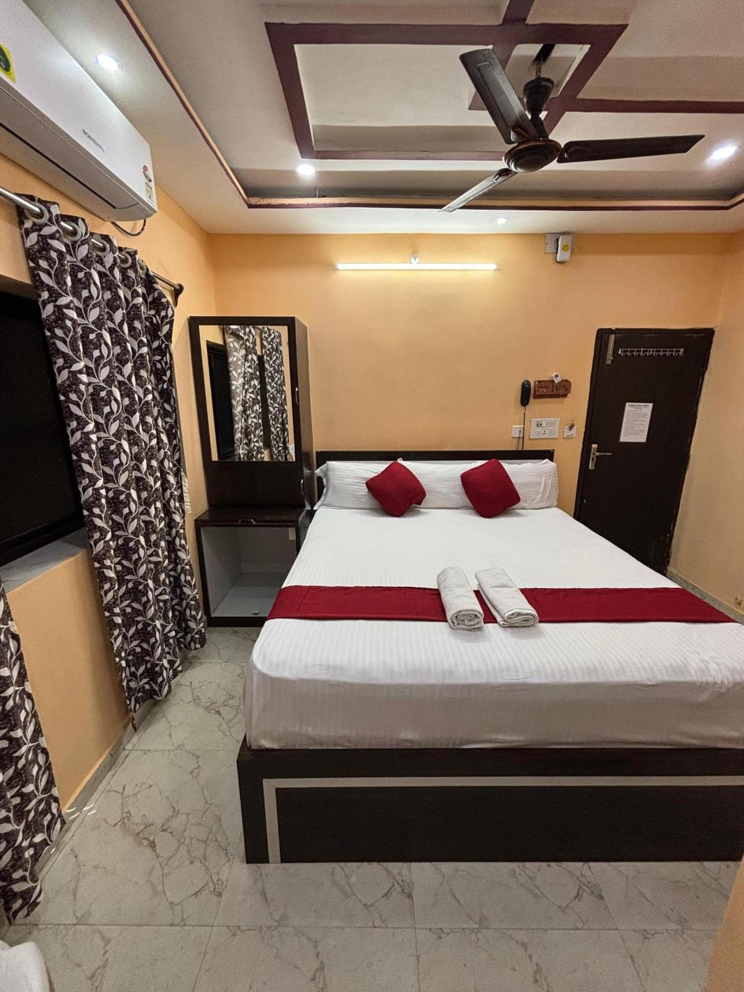 Hotel O Marquis Guest House Calcutta Exteriör bild